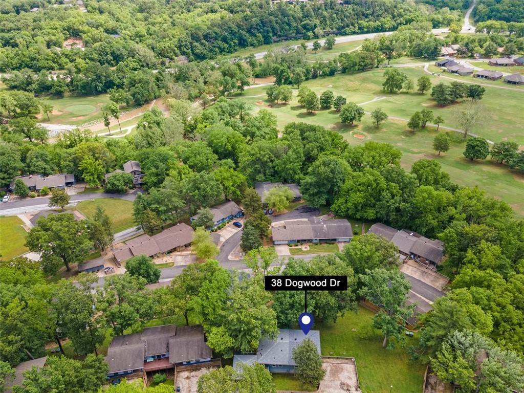 17. Single Family Homes for Sale at 38 Dogwood Drive Bella Vista, Arkansas 72715 United States