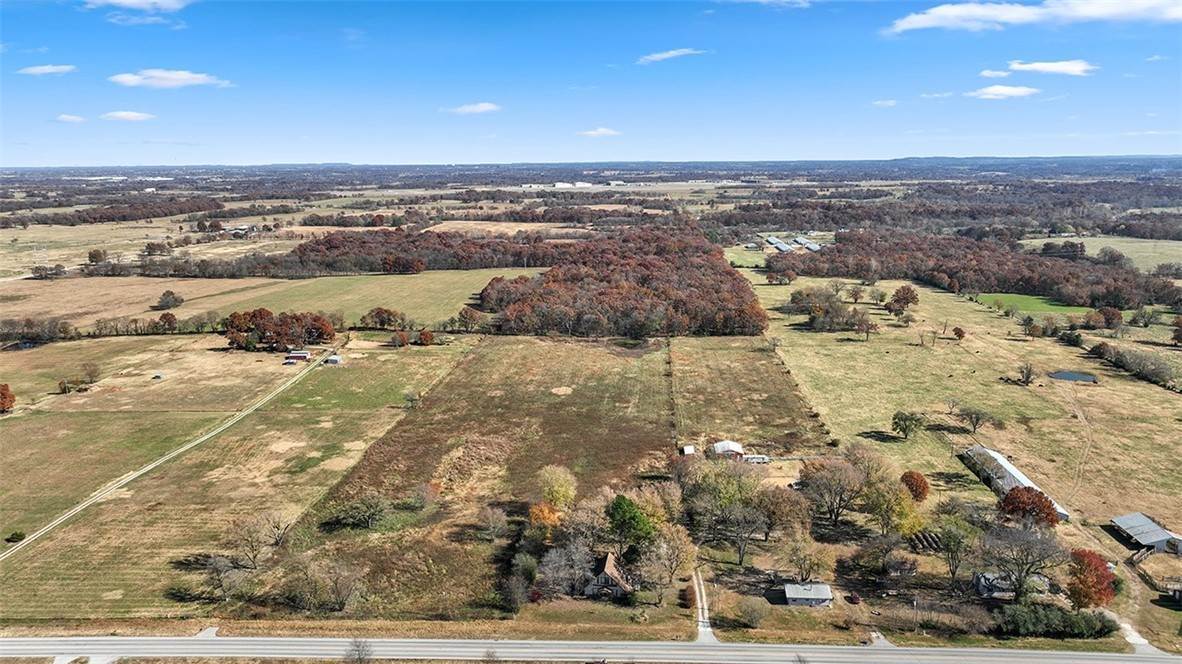15. Land for Sale at 1655 W Highway 12 Gentry, Arkansas 72734 United States