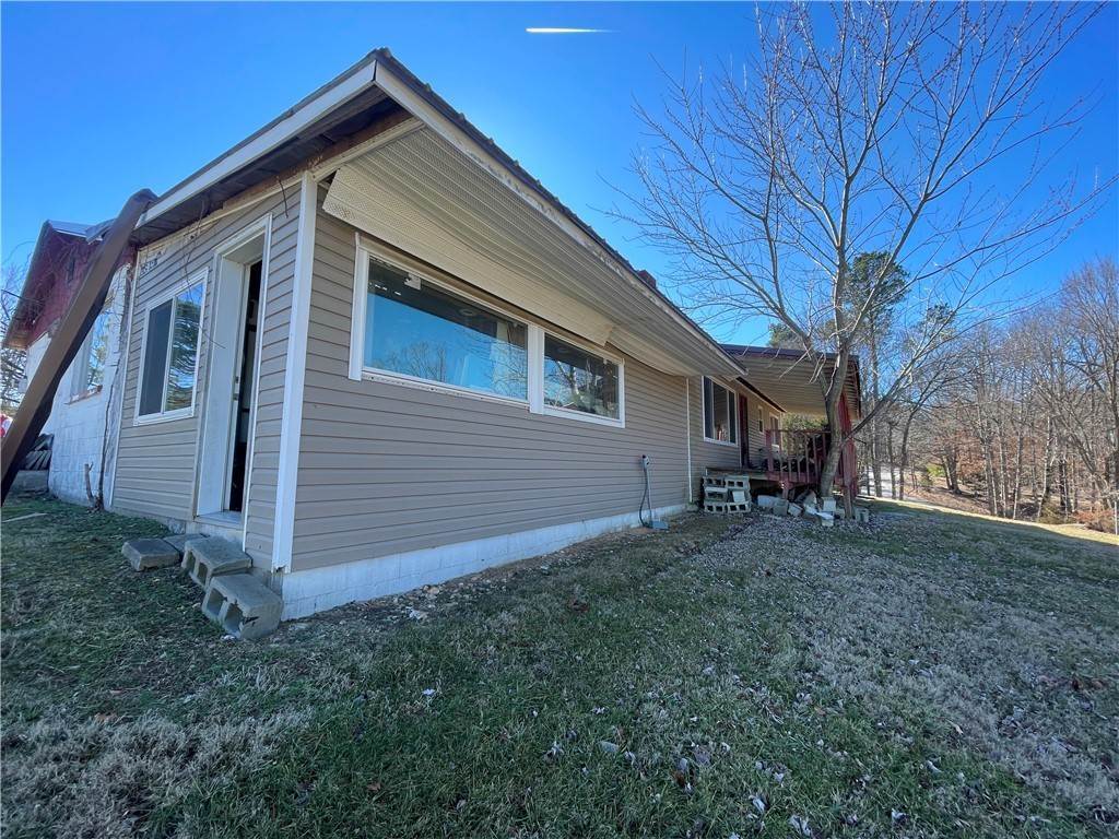 18. Single Family Homes for Sale at 19110 AR 303 Highway Rogers, Arkansas 72756 United States