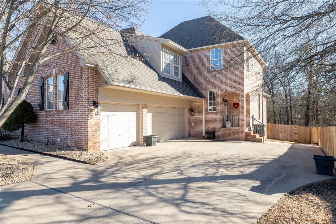 2. Single Family Homes for Sale at 3433 E Township Street Fayetteville, Arkansas 72703 United States