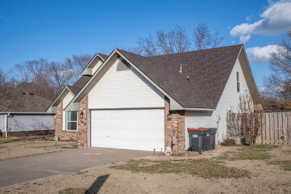 2. Single Family Homes for Sale at 3449 Ryan Street Springdale, Arkansas 72764 United States