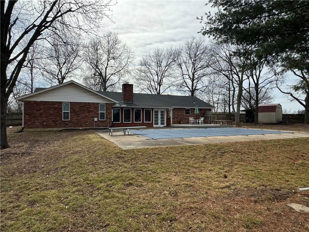 8. Single Family Homes for Sale at 2401 W Jefferson Street Siloam Springs, Arkansas 72761 United States